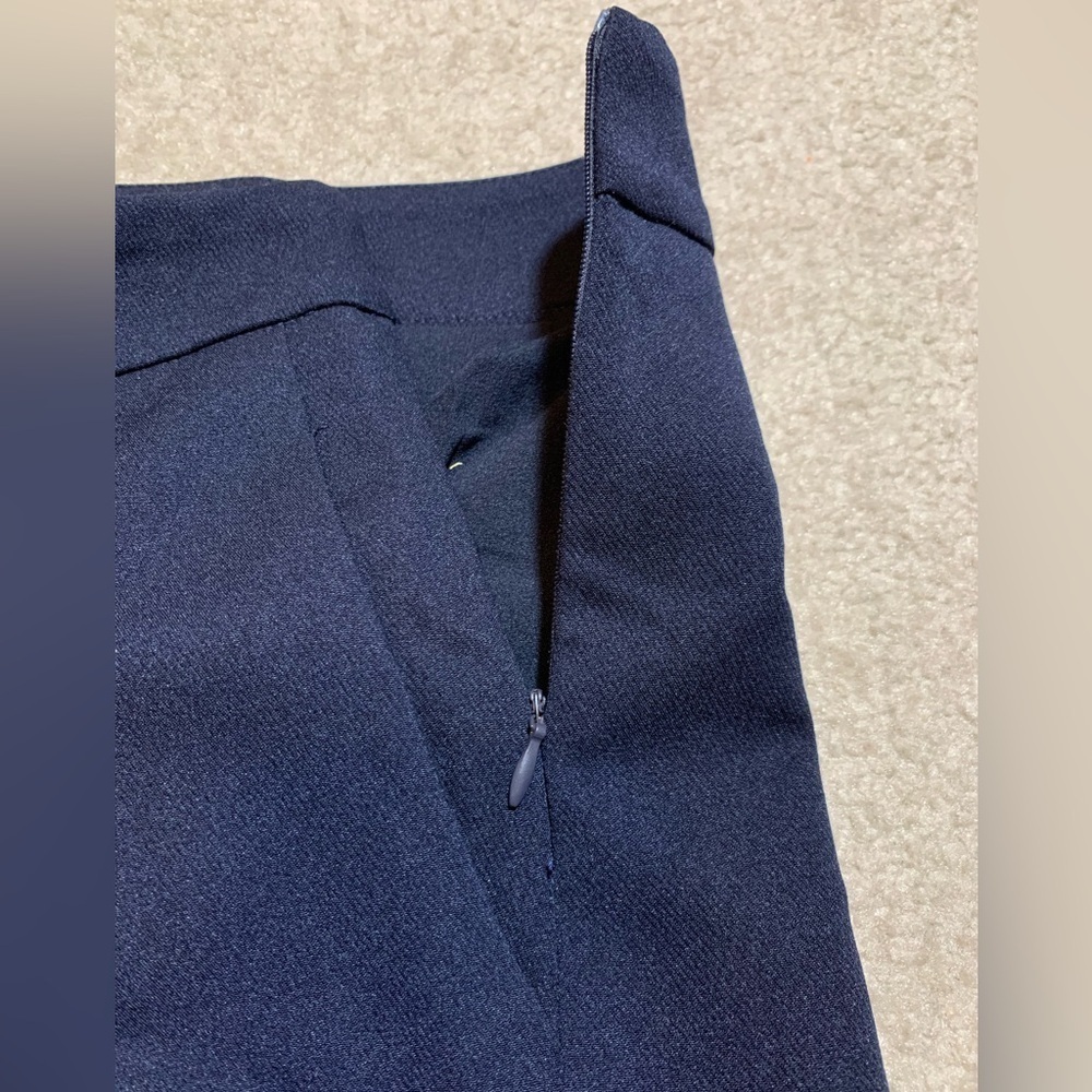 OMG Women Navy Blue Shorts Size Size Small - Picture 3 of 7